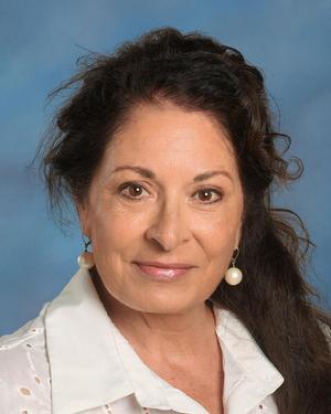 Image of Jennifer Bau